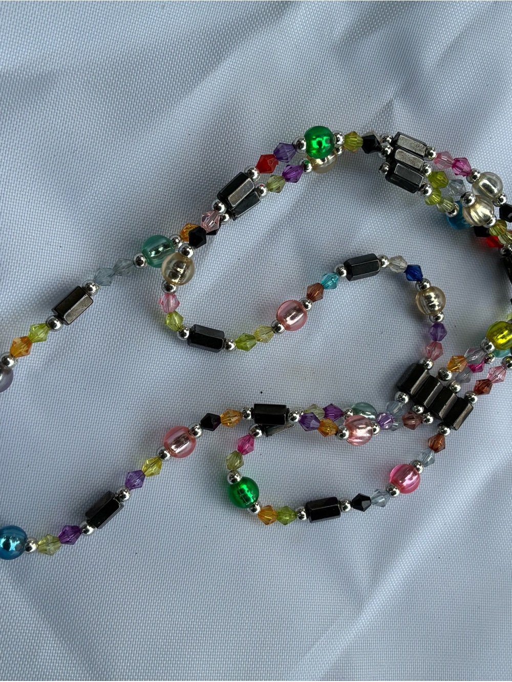 Multicolor Glass Bead Long Necklace - magnetic